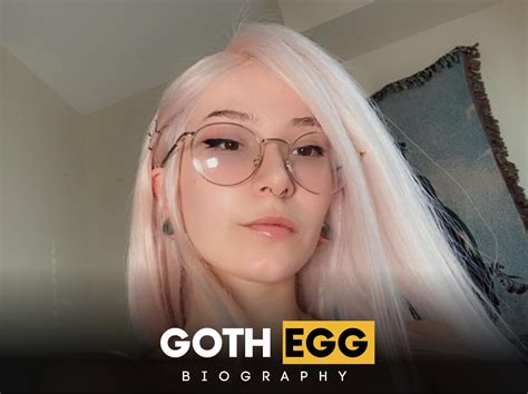 pornstreak|goth egg